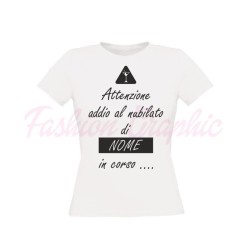 T-shirt festa addio al nubilato in corso personalizzabile con nome