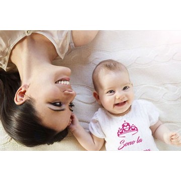 Body e cappellini per neonato, anche personalizzati Made in Italy